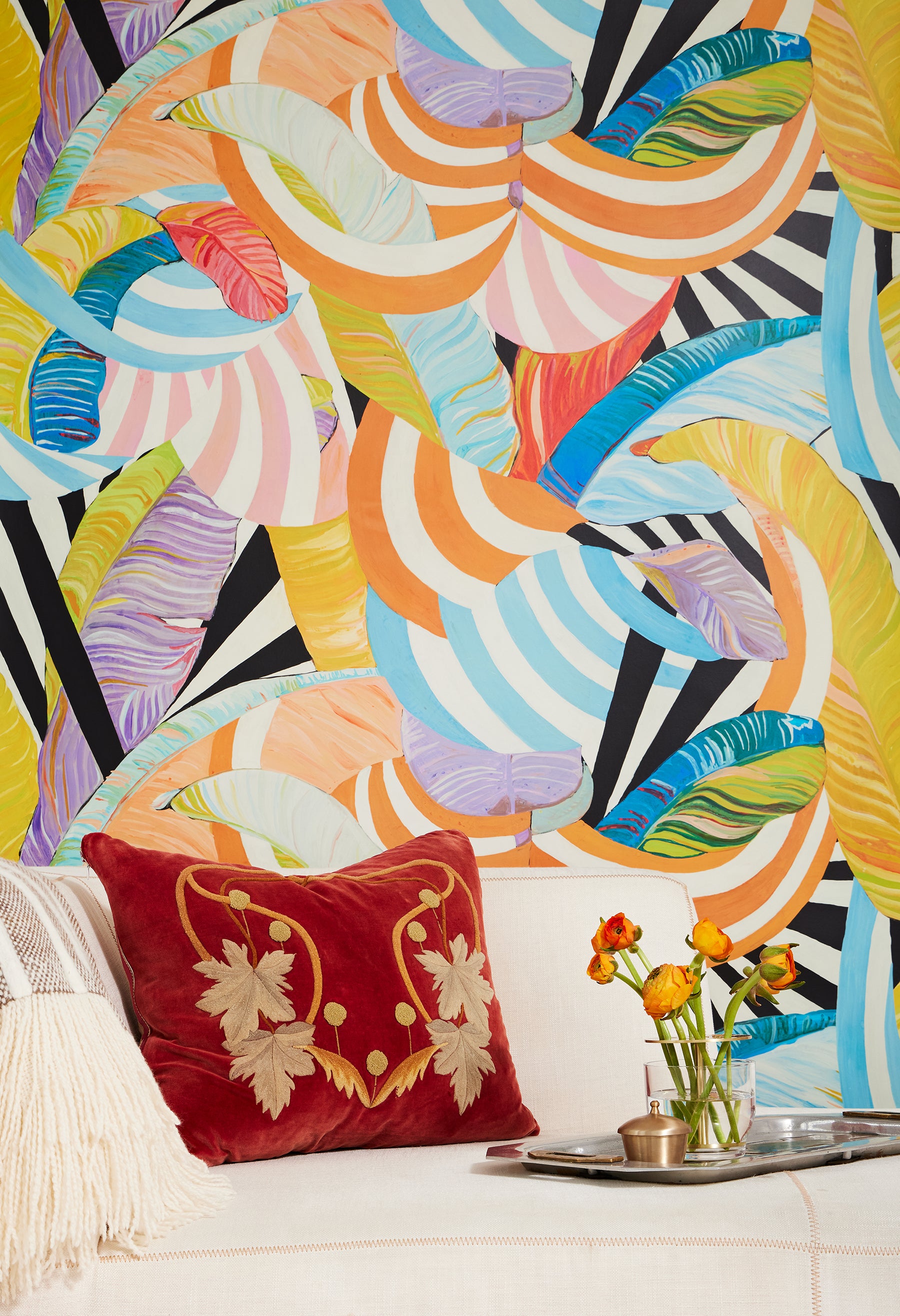 Martinique® Celebration! Theodor Wallpaper (x CW Stockwell)