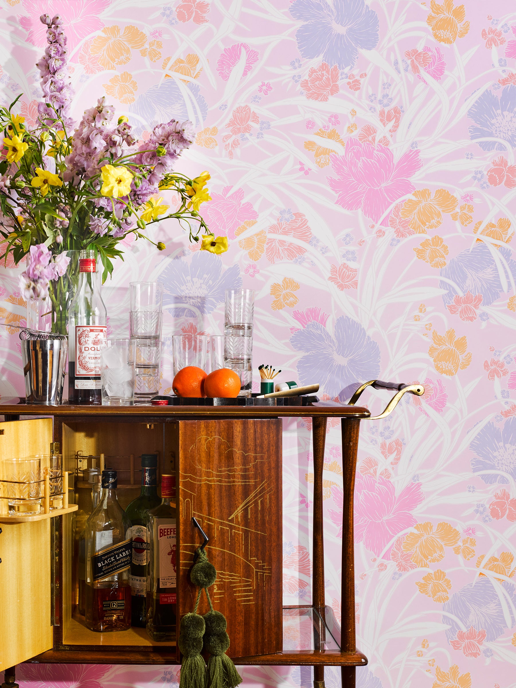 Everyday Blooms Lucy Wallpaper