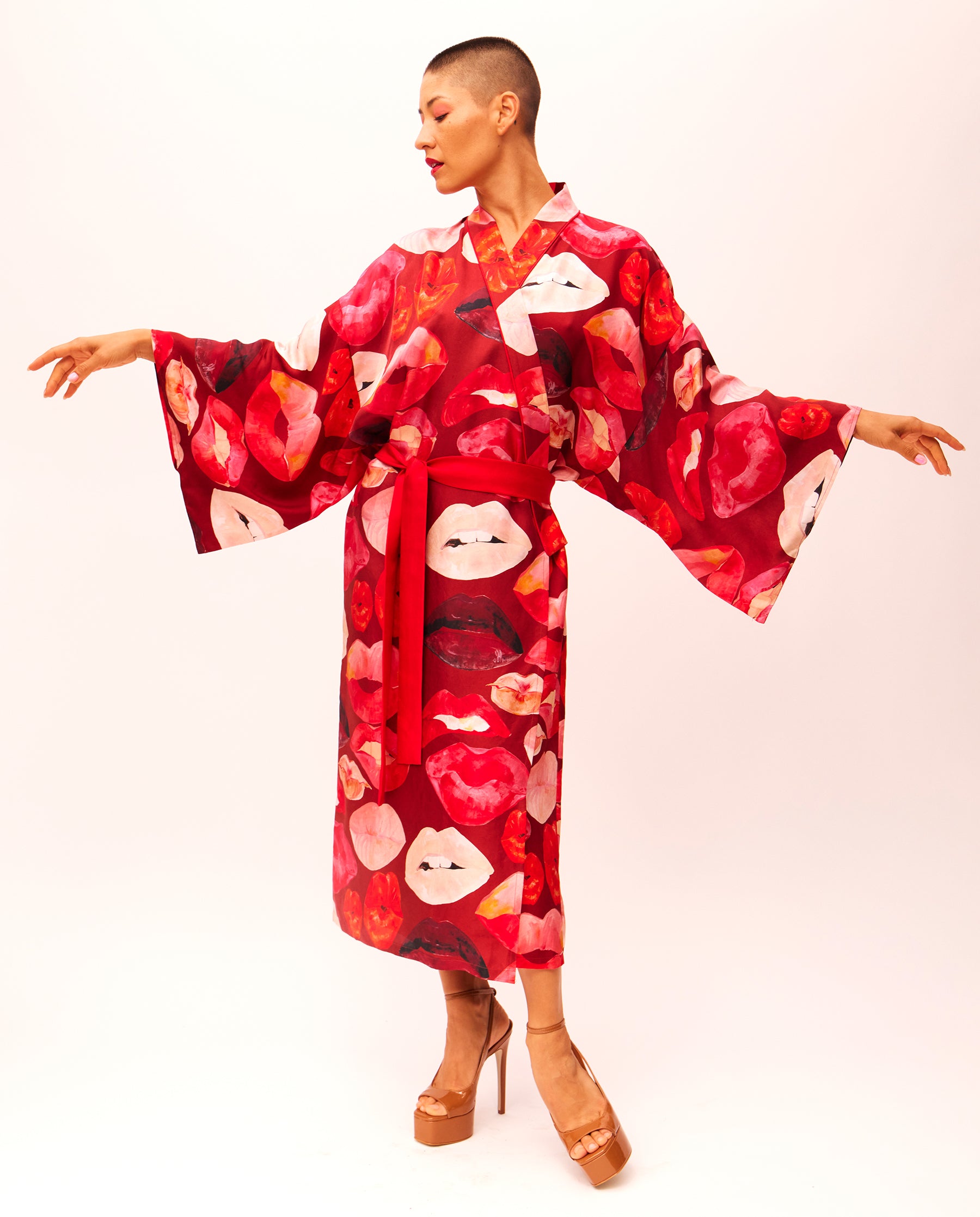 Lips Robe (x Far West Collective)